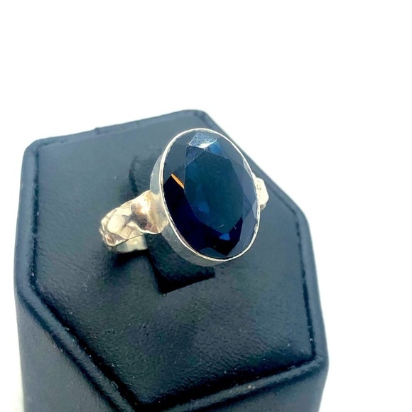 VTG Sterling & Facet Cut Oval Dark Blue Glass Stone Diamond Pattern Band Sz 6.75 - Picture 4 of 10